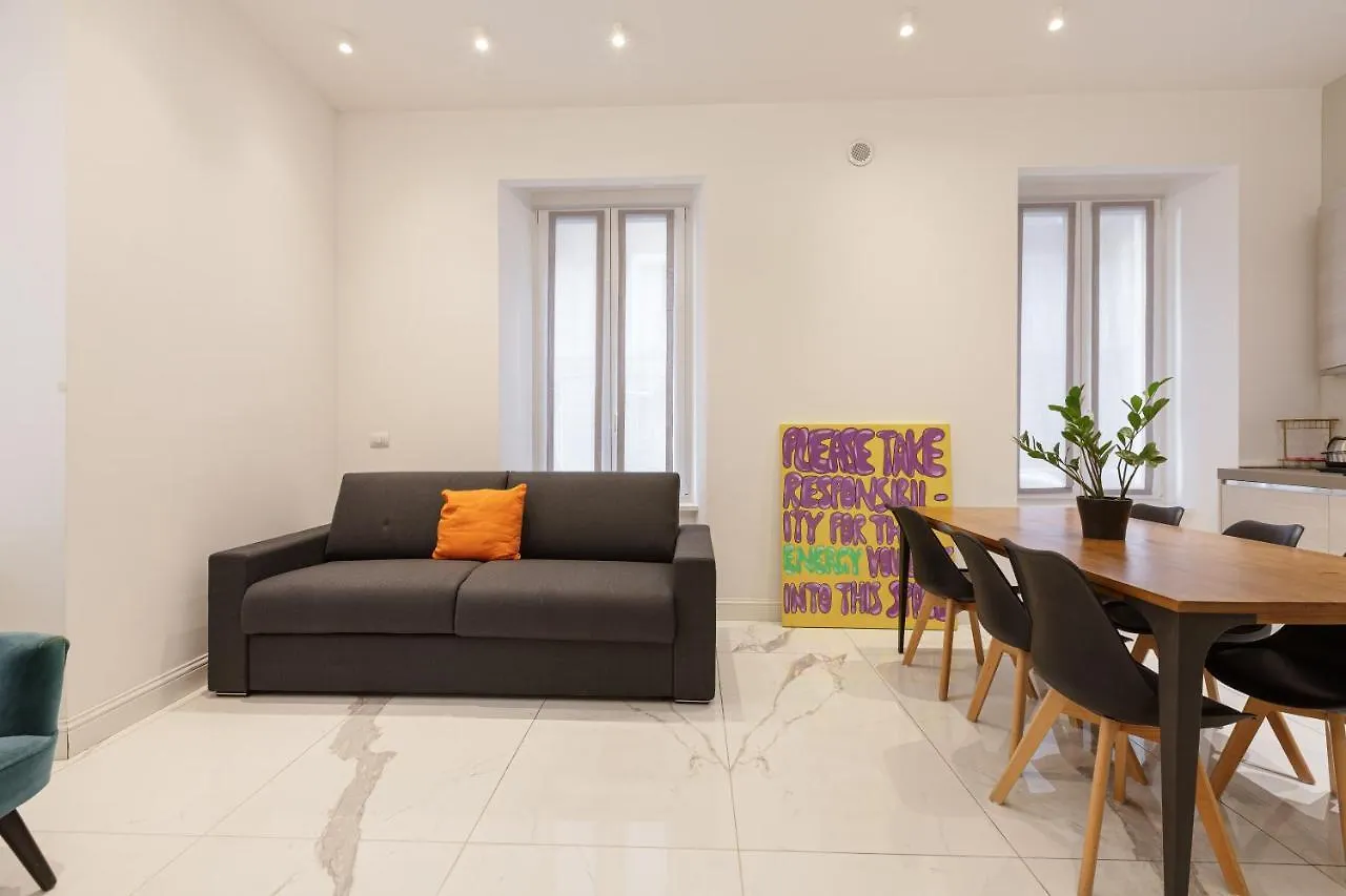 Apt Moscova- Milano Dream! Italy